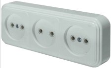 Розетка 3-х местная открытой установки без з/к RA 16-363 белый Викинг SVET